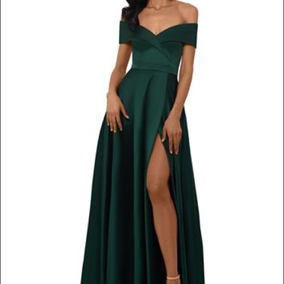 Gorgeous Formal / Gala / Bridesmaid Dress, Gown - Picture 3 of 4